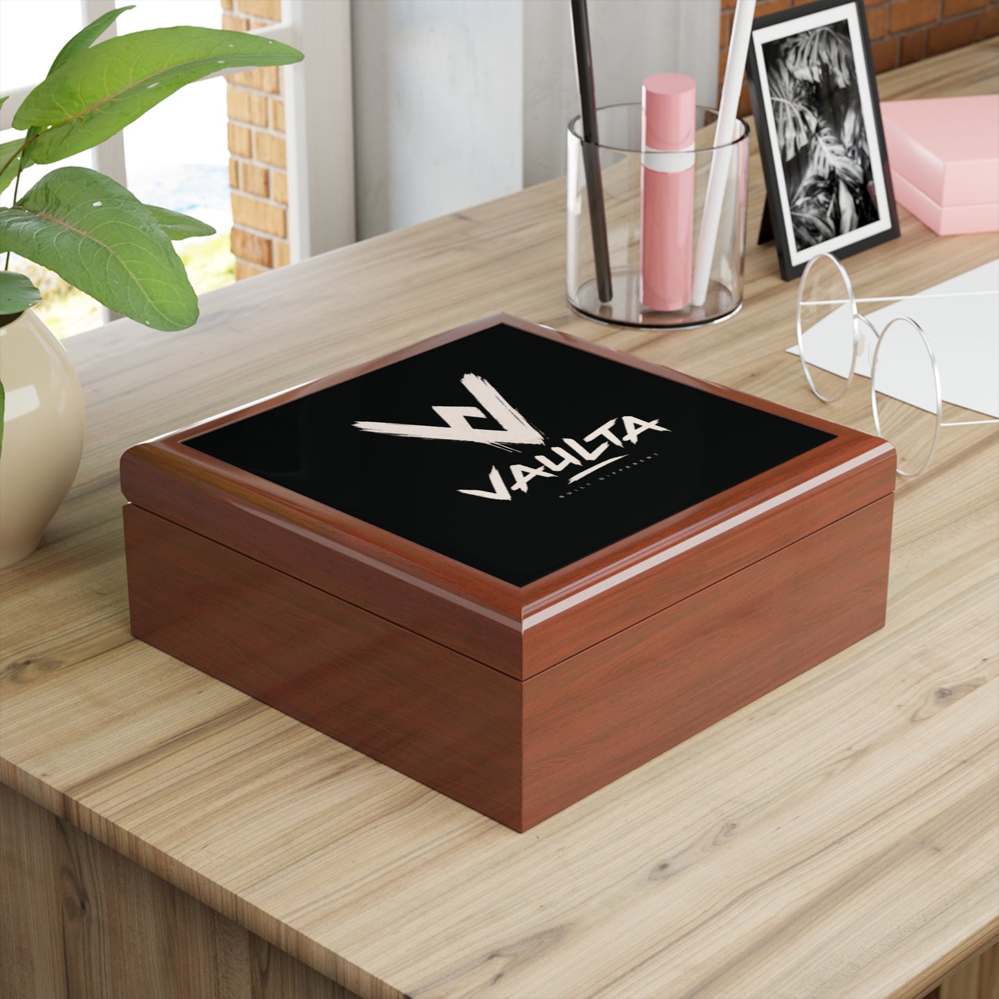 Vaulta Logo Jewelry Box — Elegant Black Keepsake Box